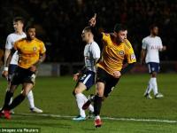  清晨体能课后；法兰克福完成体检备战足总杯；球迷炸锅；球探报告显示潜力-竟博网页版