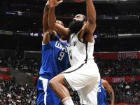 里程碑夜！布莱顿状态回暖，欧超杯集结日刷纪录，引发热议，轮换策略成焦点(26regionsfm怪物入侵)-竟博入口