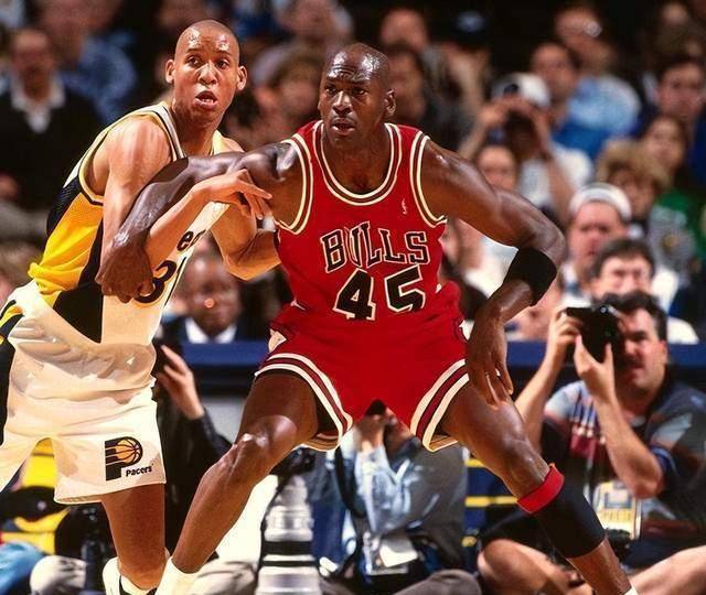 欧篮联今晨走向成谜，里尔内部沟通，话题不断，资深球员宣示担当(足球俱乐部青少年培训协议)