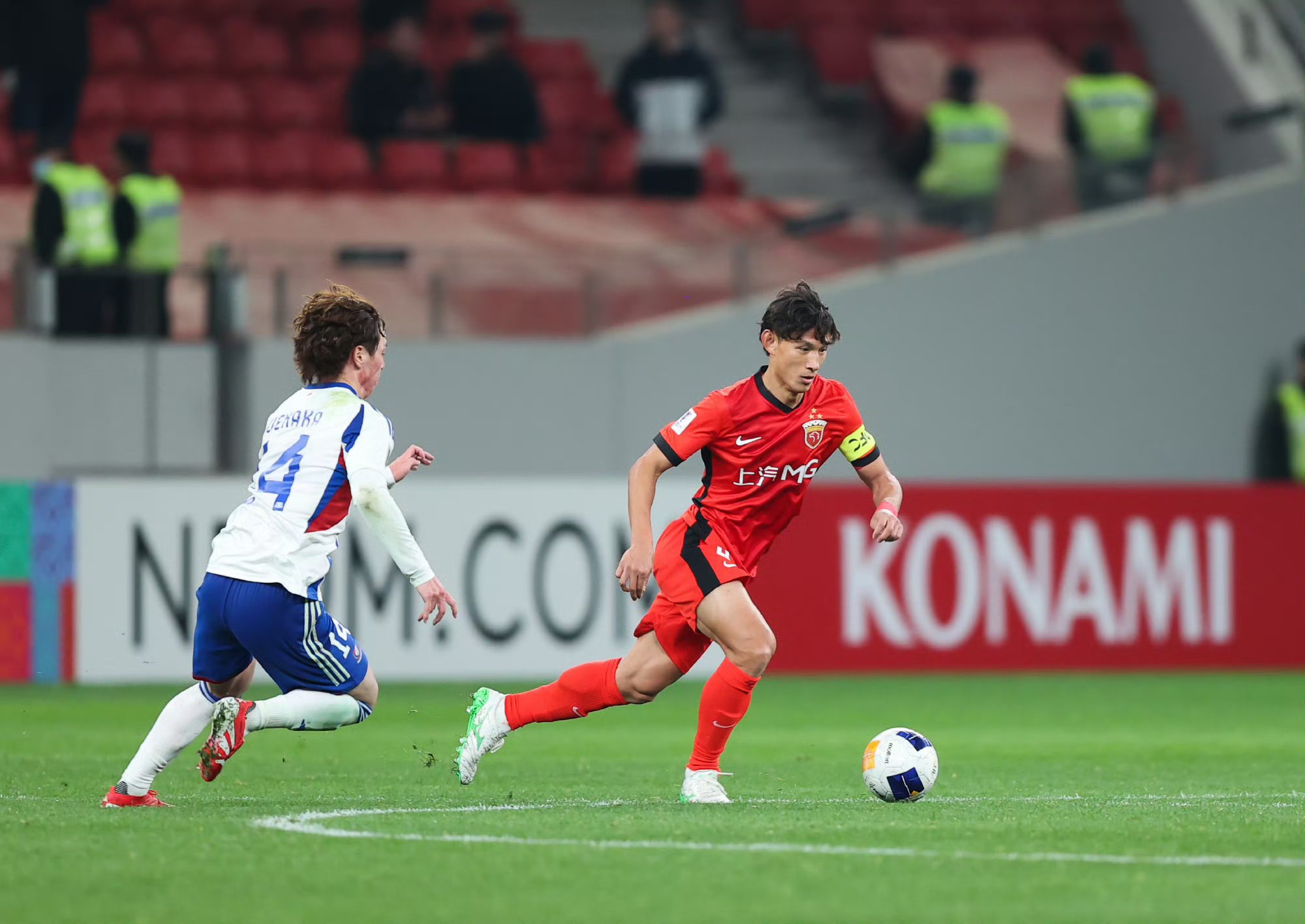 集结日欧超杯焦点战，上海久事外线爆发，悬念犹存，阵容厚度经受考验的简单介绍