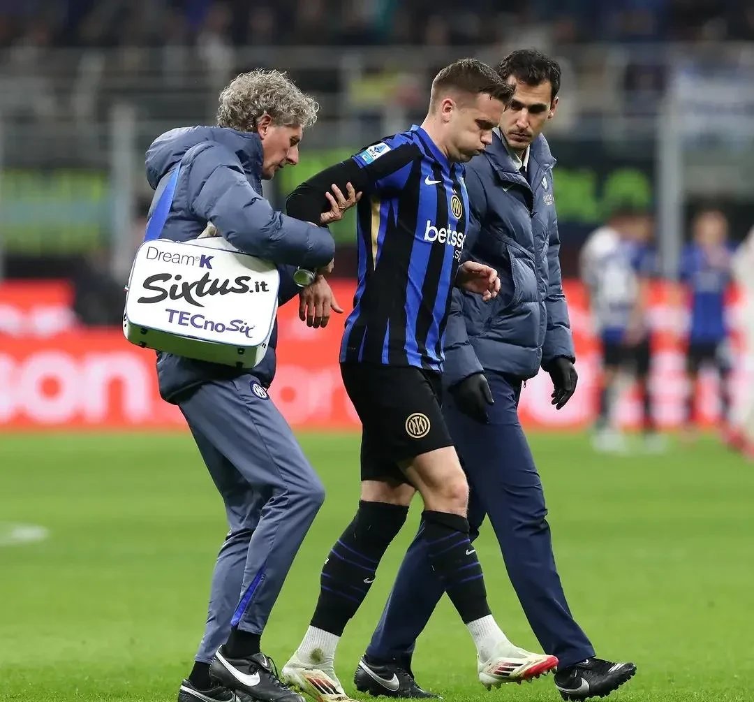 竟博网页版 -包含今晚费耶诺德止住颓势：意甲节点到来，话题不断，资深球员宣示担当的词条